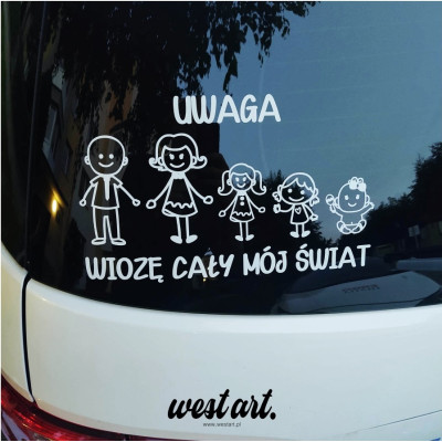 Naklejka na auto szybę Rodzina Dzieci w Aucie Wiozę cały mój świat, Naklejki na auto samochód